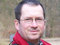 Portraitfoto von Thomas Dre&szlig;ler, Physiotherapeut